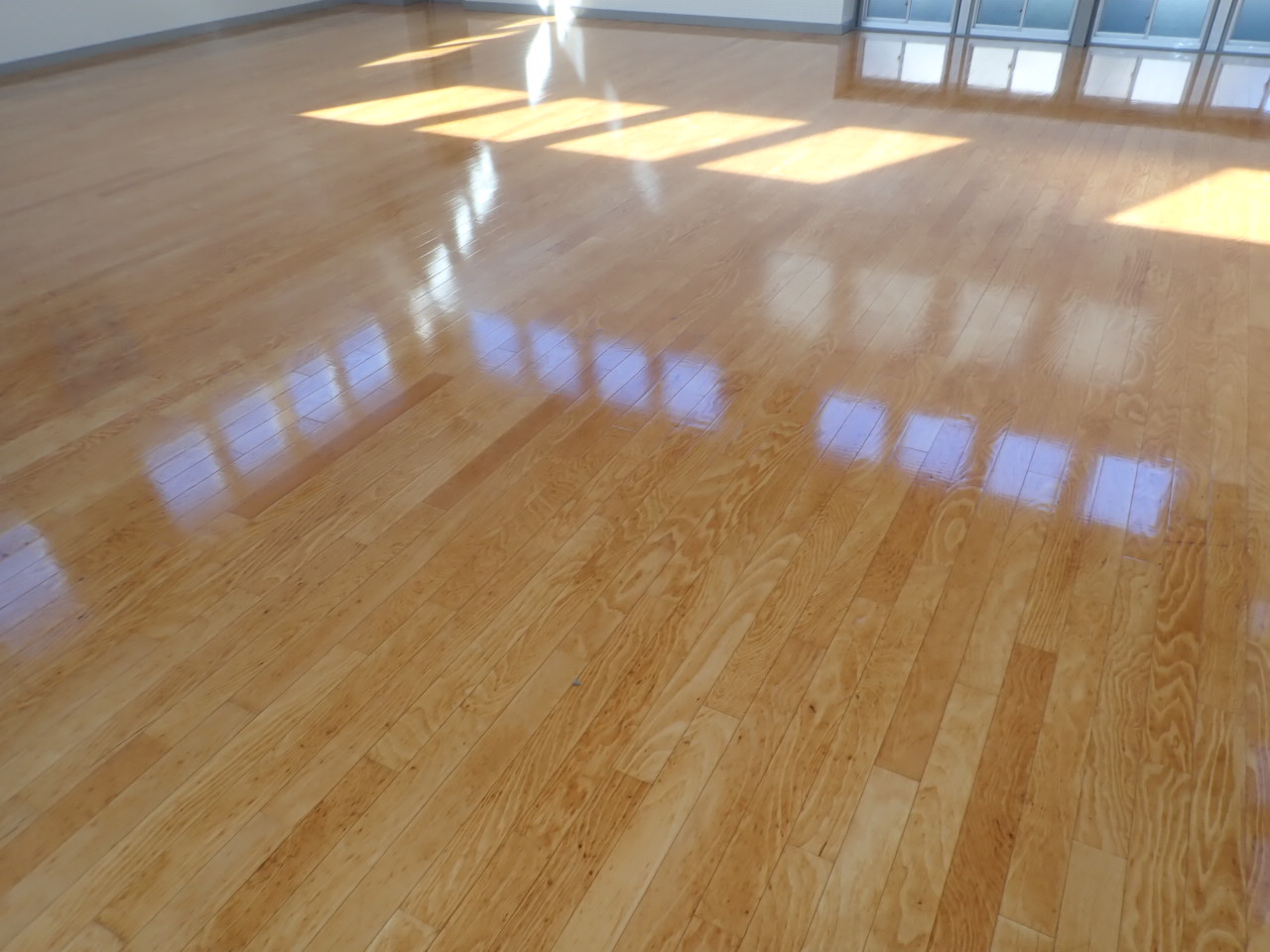 床フロア塗装工事
