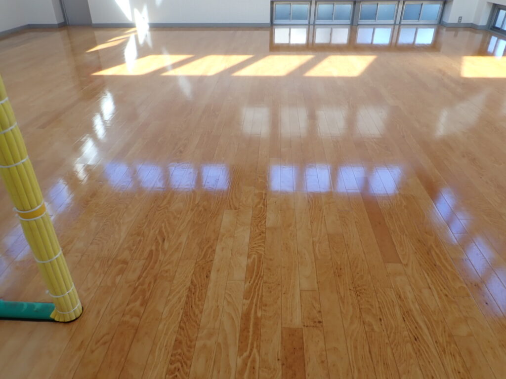 いわき市小名浜児童センター遊戯室床等修繕（いわき市小名浜）